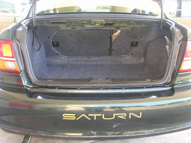 2001 Saturn L Series Unknown