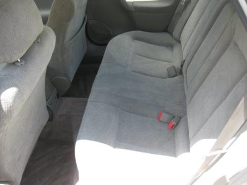 2001 Saturn L Series 2WD Eddie Bauer