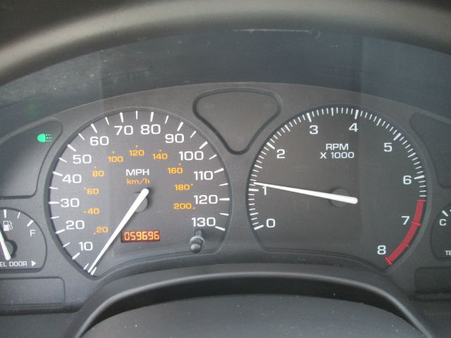 2001 Saturn L Series Unknown