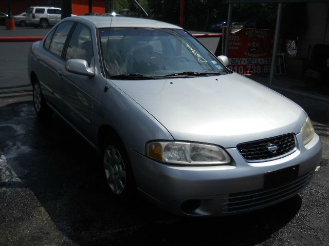 2002 Saturn L Series 2WD Eddie Bauer