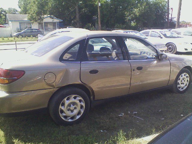 2002 Saturn L Series Unknown