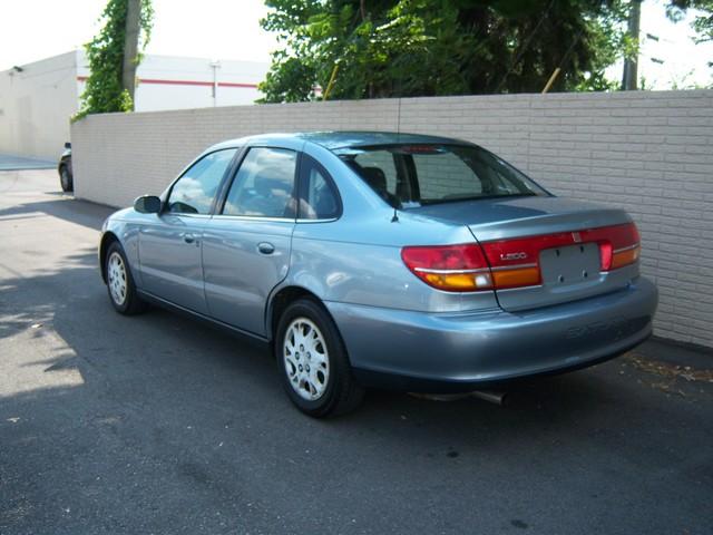 2002 Saturn L Series 2WD Eddie Bauer