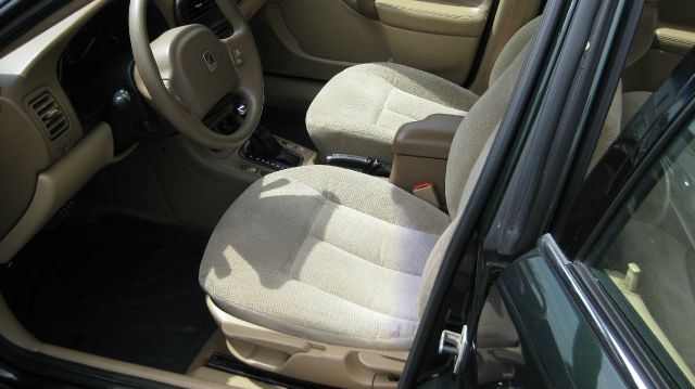 2002 Saturn L Series Unknown