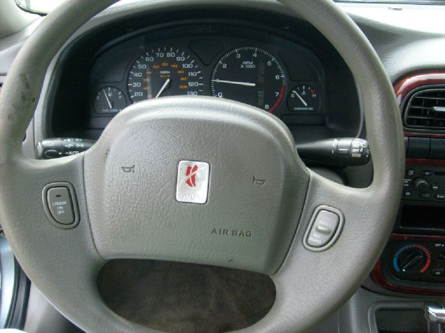 2002 Saturn L Series 2WD Eddie Bauer