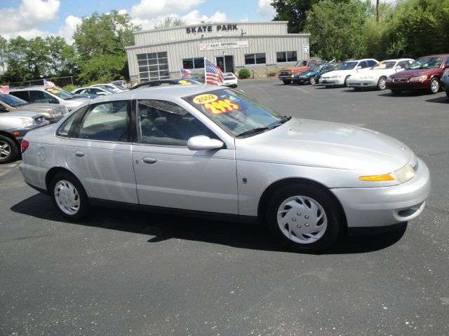 2002 Saturn L Series 2WD Eddie Bauer
