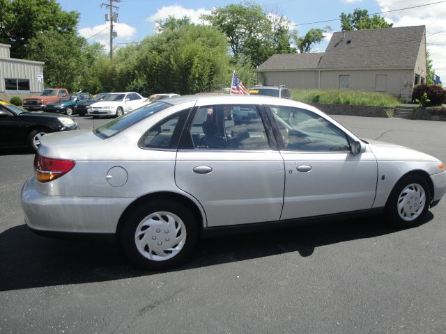 2002 Saturn L Series 2WD Eddie Bauer