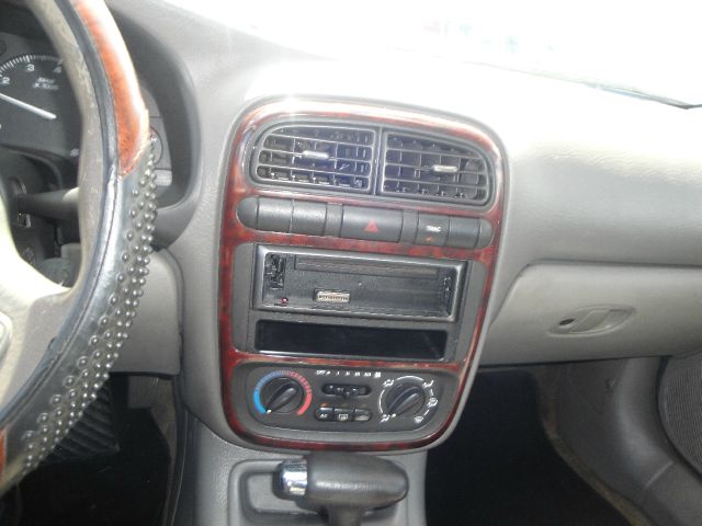 2002 Saturn L Series 2WD Eddie Bauer