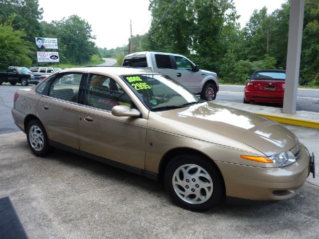 2002 Saturn L Series Blk Ext With Silver Trin