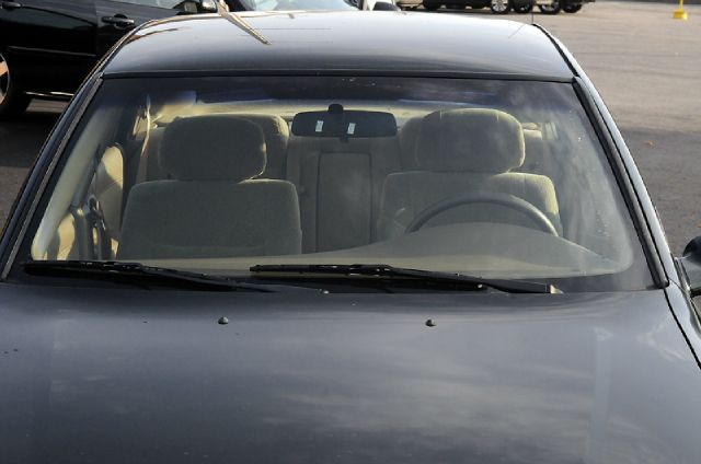 2002 Saturn L Series Unknown