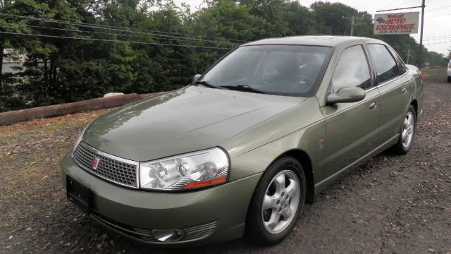 2003 Saturn L Series 2WD Eddie Bauer
