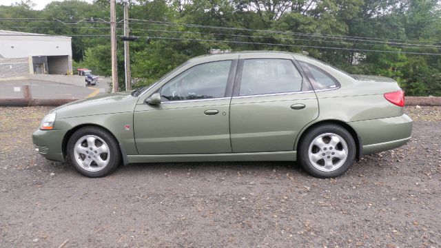 2003 Saturn L Series 2WD Eddie Bauer