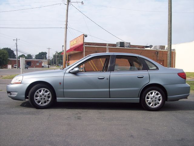 2003 Saturn L Series 2WD Eddie Bauer