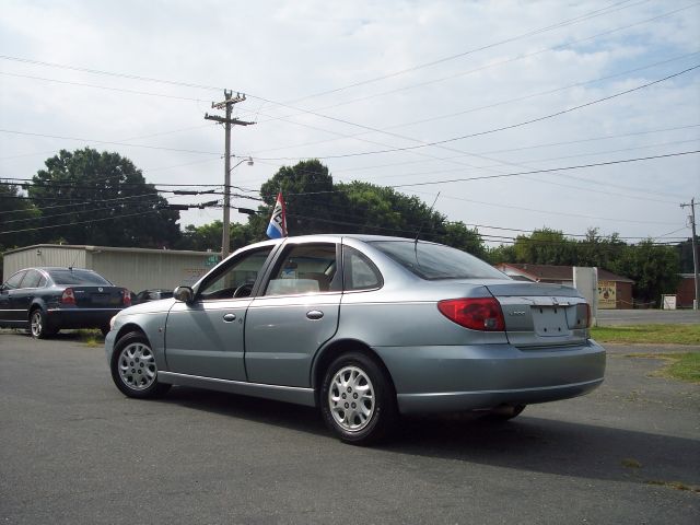 2003 Saturn L Series 2WD Eddie Bauer