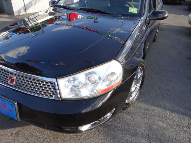 2003 Saturn L Series 2WD Eddie Bauer