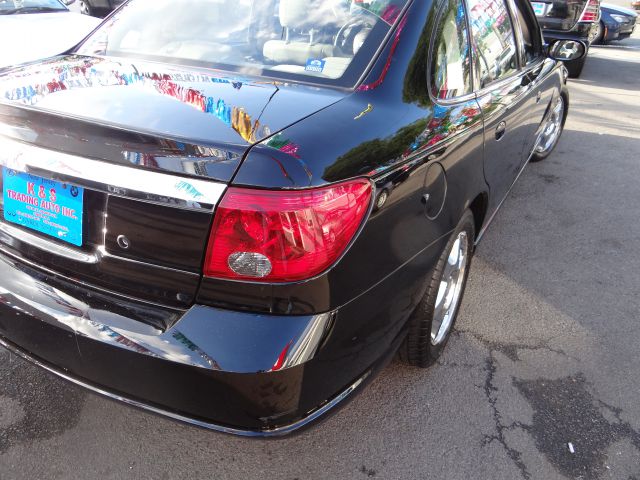 2003 Saturn L Series 2WD Eddie Bauer