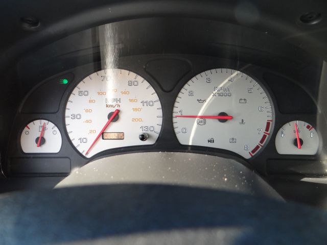 2003 Saturn L Series 2WD Eddie Bauer