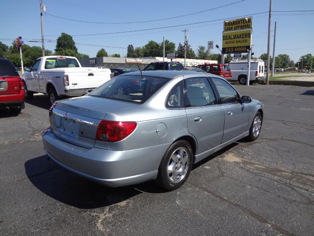 2003 Saturn L Series 2WD Eddie Bauer