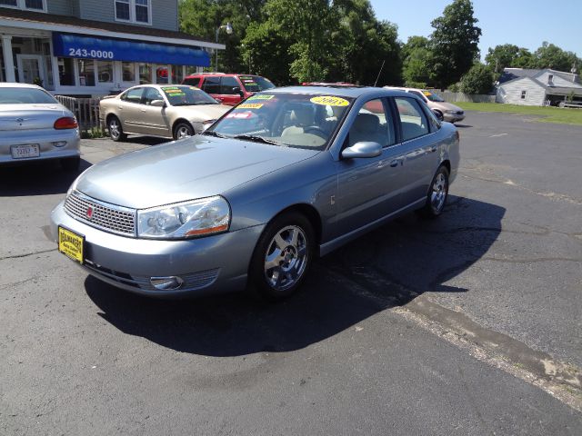 2003 Saturn L Series 2WD Eddie Bauer
