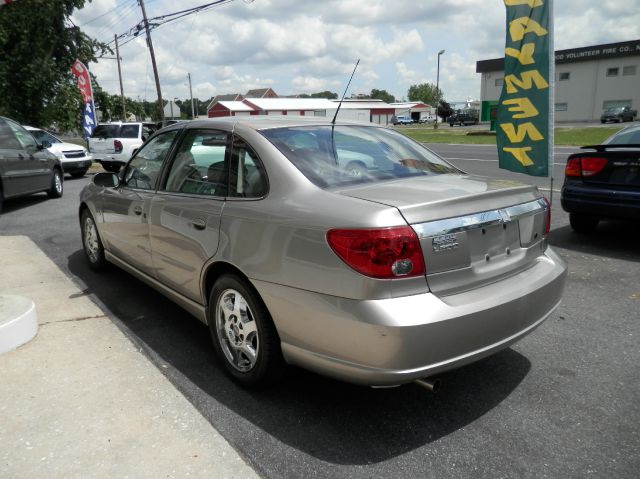 2003 Saturn L Series 2WD Eddie Bauer