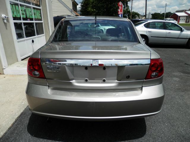 2003 Saturn L Series 2WD Eddie Bauer