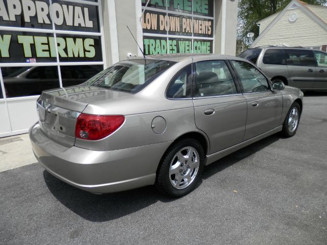 2003 Saturn L Series 2WD Eddie Bauer