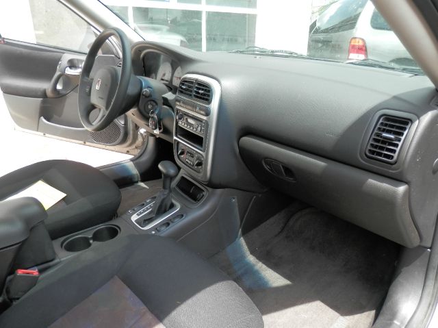 2003 Saturn L Series 2WD Eddie Bauer