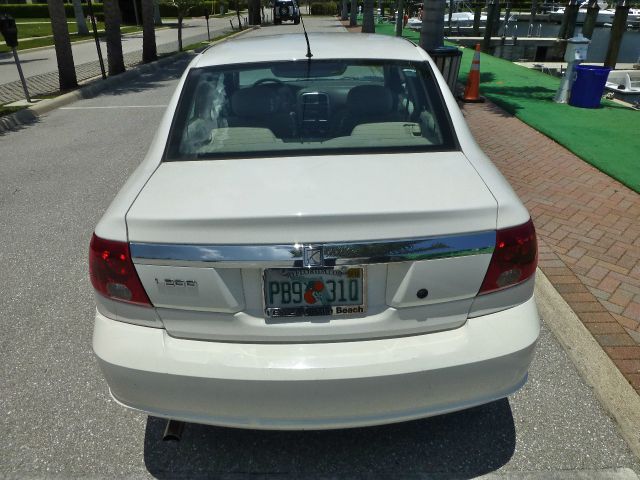 2003 Saturn L Series 2WD Eddie Bauer