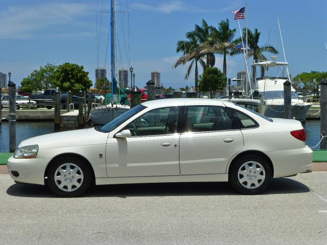 2003 Saturn L Series 2WD Eddie Bauer