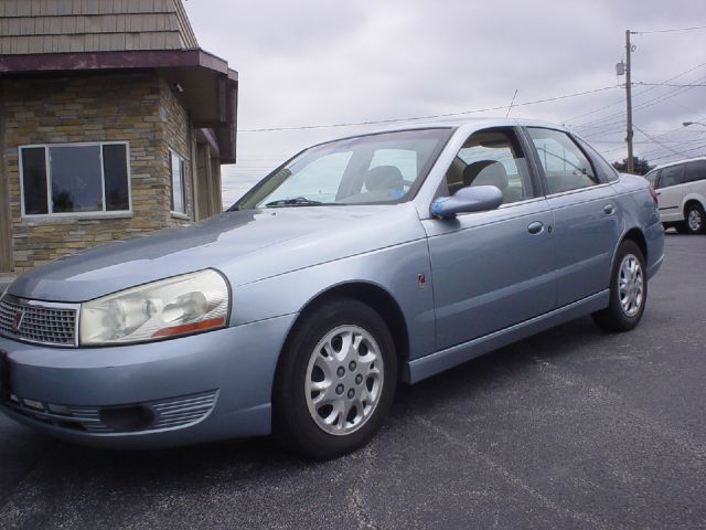 2003 Saturn L Series 2WD Eddie Bauer