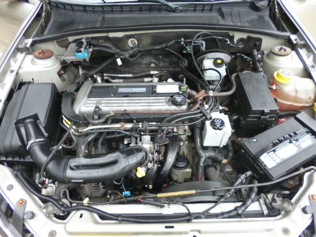 2003 Saturn L Series 2WD Eddie Bauer