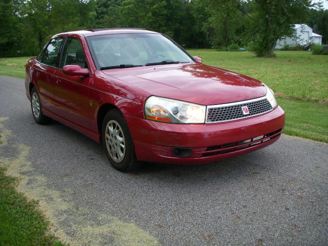 2003 Saturn L Series 2WD Eddie Bauer