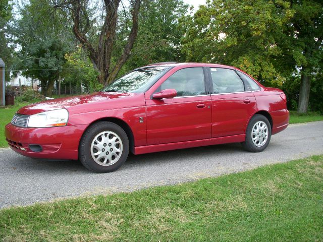 2003 Saturn L Series 2WD Eddie Bauer