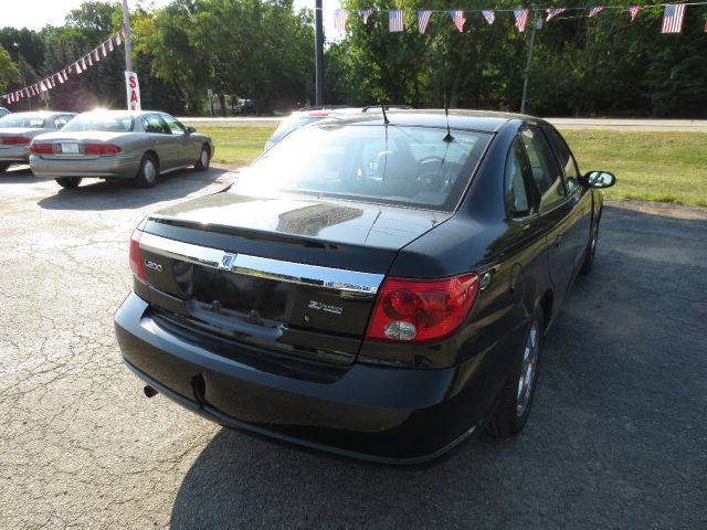 2003 Saturn L Series 2WD Eddie Bauer