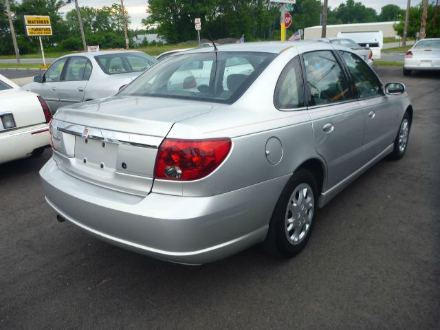 2003 Saturn L Series 2WD Eddie Bauer