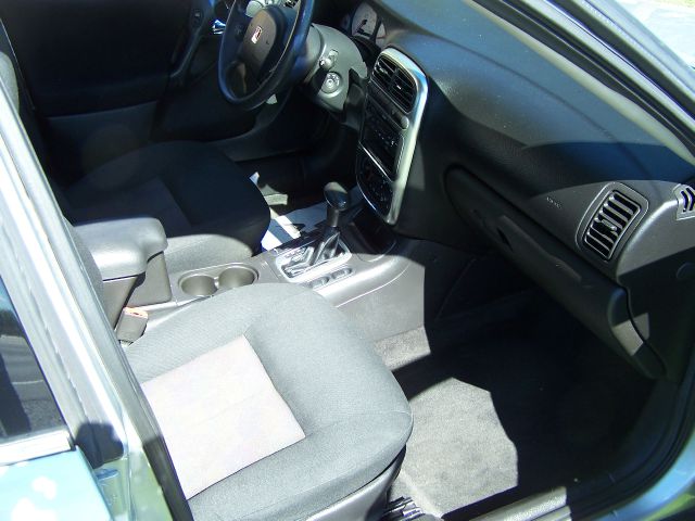 2003 Saturn L Series 2WD Eddie Bauer