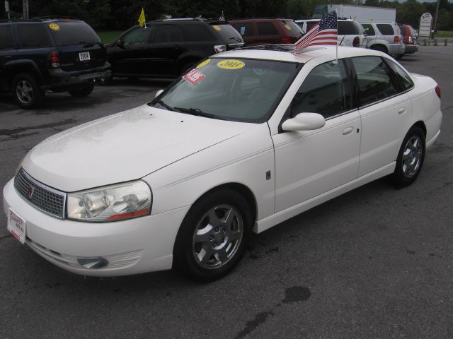 2003 Saturn L Series 2WD Eddie Bauer