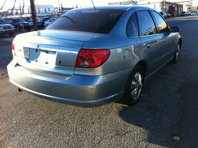 2003 Saturn L Series 2WD Eddie Bauer
