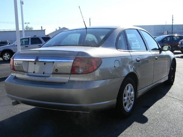2003 Saturn L Series Blk Ext With Silver Trin