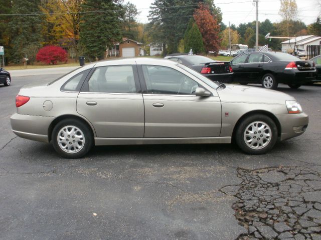 2003 Saturn L Series 2WD Eddie Bauer