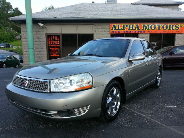 2003 Saturn L Series 2WD Eddie Bauer