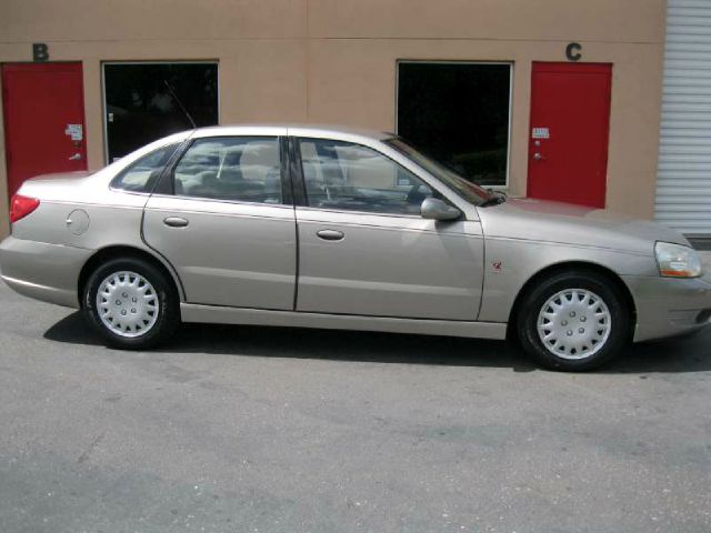 2003 Saturn L Series 2WD Eddie Bauer