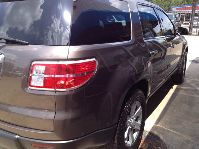 2007 Saturn Outlook E63 AMG Sedan 4D