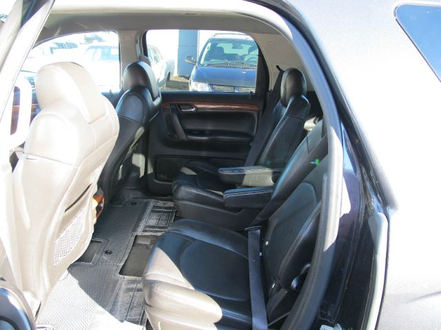 2007 Saturn Outlook XLT 3RD ROW SEAT