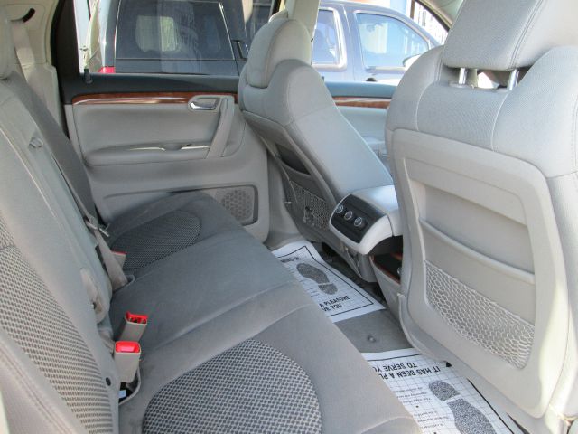 2007 Saturn Outlook E63 AMG Sedan 4D