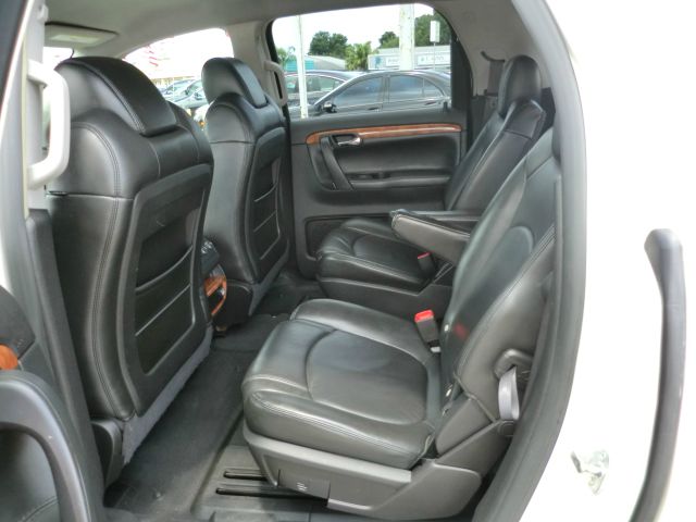 2008 Saturn Outlook E63 AMG Sedan 4D