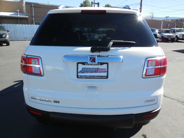 2008 Saturn Outlook 4WD 4dr VP