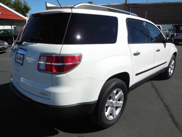 2008 Saturn Outlook 4WD 4dr VP