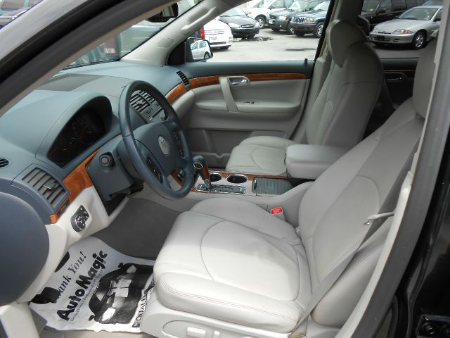 2008 Saturn Outlook AT