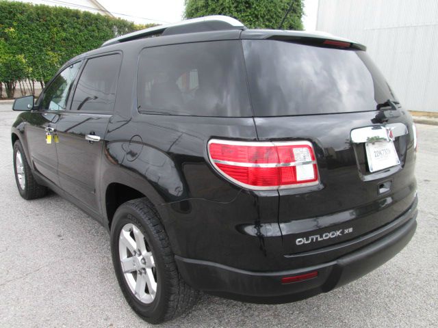 2008 Saturn Outlook 4WD 4dr VP