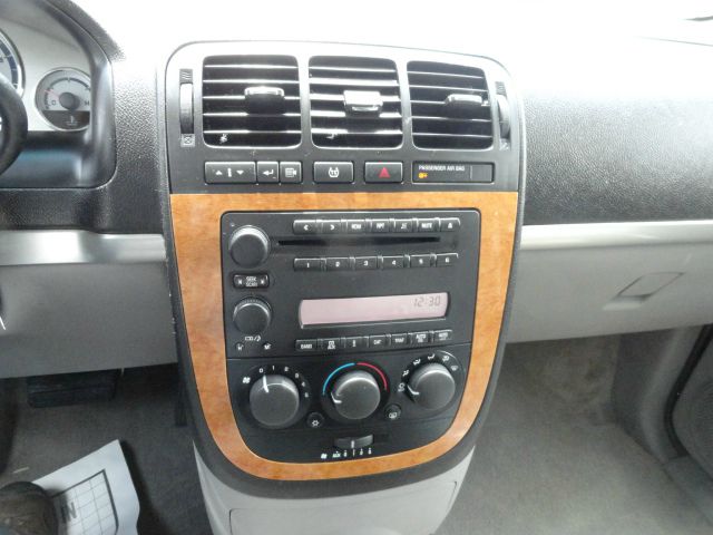 2005 Saturn Relay Limited Pickup 4D 6 1/2 Ft